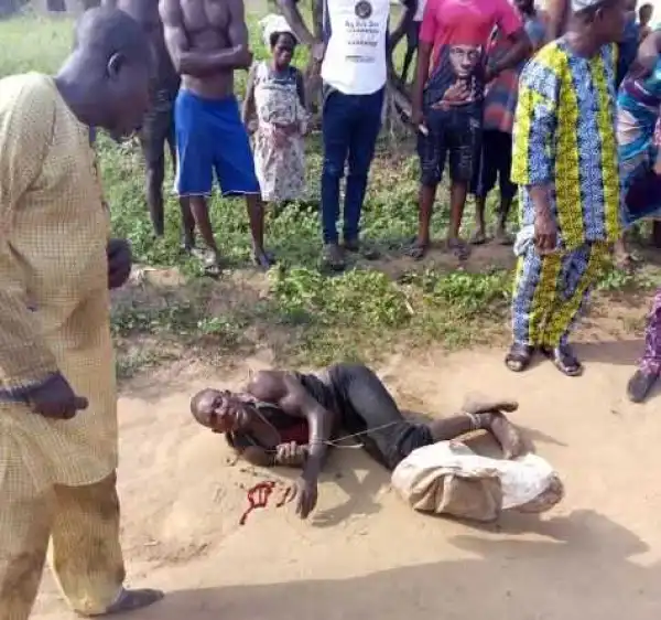Man Caught With A Woman’s Head And Hands At Badagry (Graphic Photos)